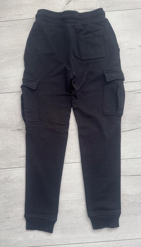 Zateplene kapsacove teplaky, primark,152