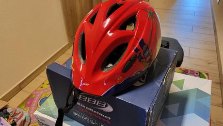 Helma na bicykel, s