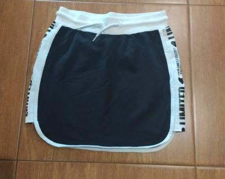 Športová suknička, reporter,152