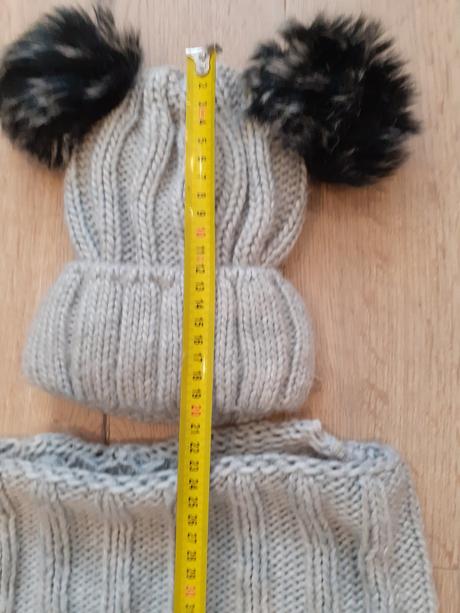 Ciapka + nakrčnik, 104