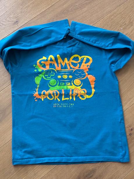 Nátelník pre chlapca, chapter young,146