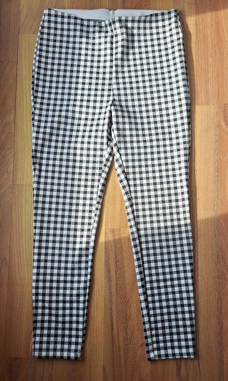 Džegínsy, esmara,m