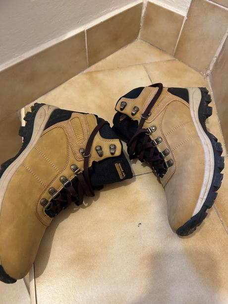 Topánky - pošta v cene, sprandi,41