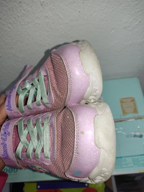 Svietiace tenisky, skechers,36