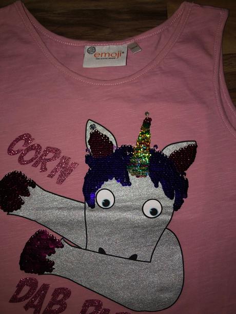 Málo nosené tričko s flitrami, c&a,128