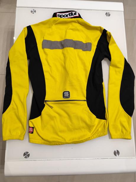 Predám windstopperovú sportful bundu, m