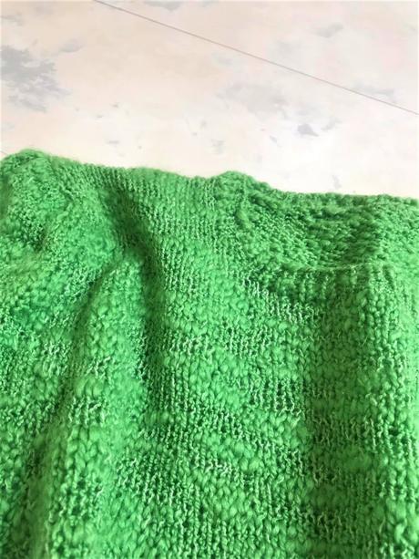 Pletený buklé pulóvrik, xl