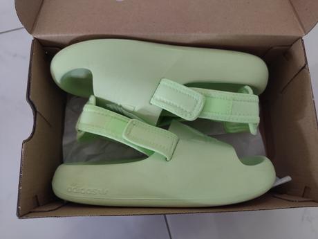 Adidas sandále/šľapky, adidas,35