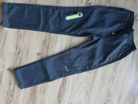 Oteplene nohavice, 158