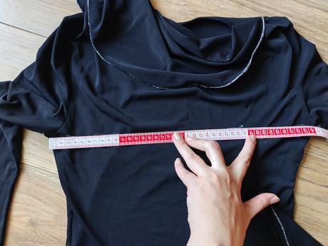 Dámsky spoločenský vršok, m