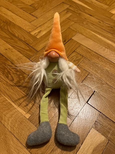 Plysaky 2-hladame novy domov- cena podla velkosti,