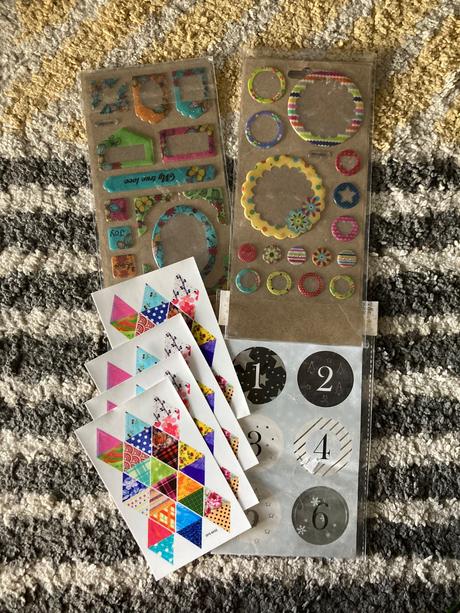 Nálepky a tetovačky, 