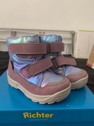 Deti zimne topanky a snehule, richter,22