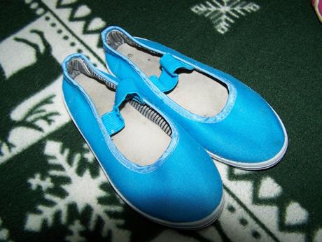 Tyrkysové cvičky, 32