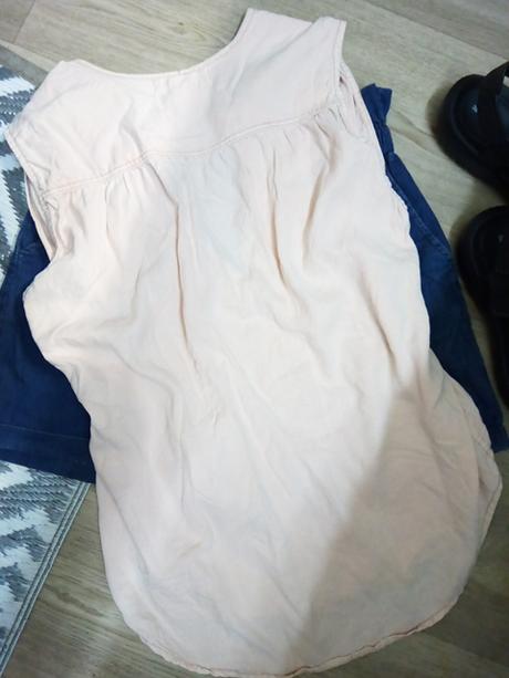 Parádna dlhšia blúzka z lyocelu s/m, h&m,m
