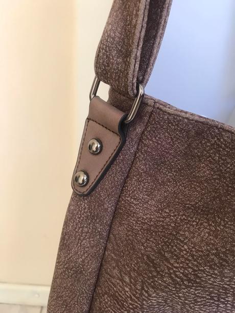 Veľká kabela na plece, 