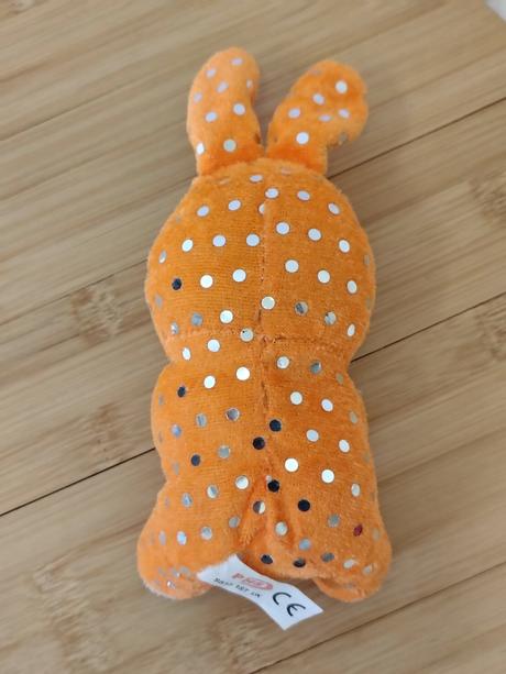 Trblietavý plyšový oranžový zajko pms london 17 cm,