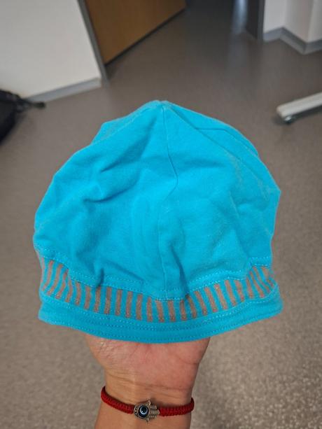 Modrá bavlnena čiapka, roly,98