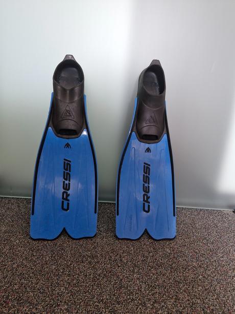 Plutvy cressi + darček, 