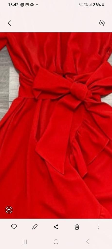 Šaty vzadu predlzene, 44