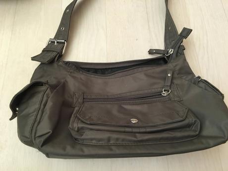 Sportova kabelka do ruky,