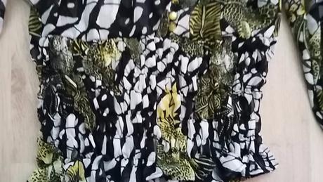 Zaujímavá blúzka, s