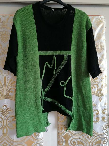 Upletový asymetrický pulover, l