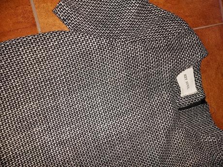 Dievčenské šaty, 128