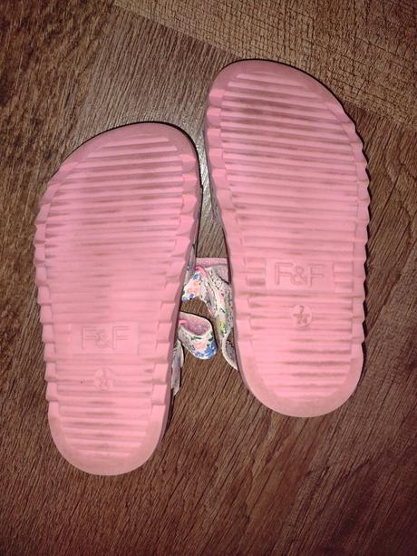 Sandálky 24, f&f,24
