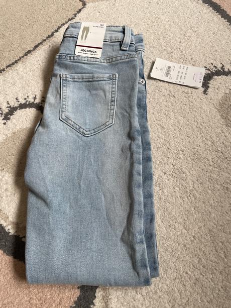 Rifle jeggins, takko,152