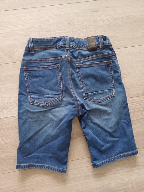 Riflové kraťase 152, 146