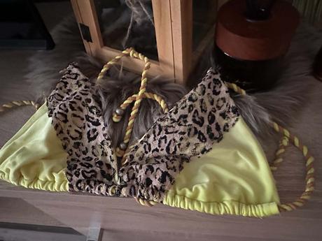 Neónové plavky bershka, bershka,s