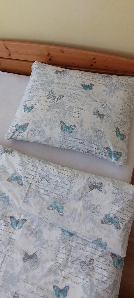 Posteľné obliečky s motýľmi, 