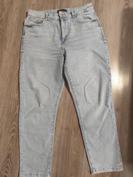 Mom fit jeans, zara,42