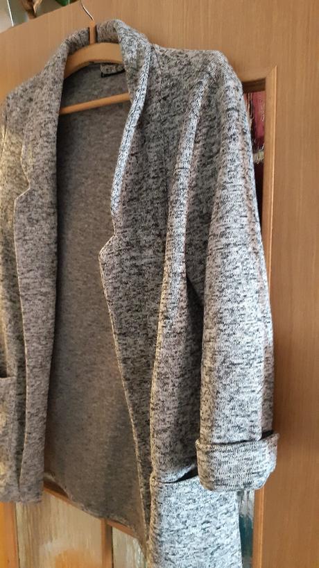 Predám zateplený sveter l., l