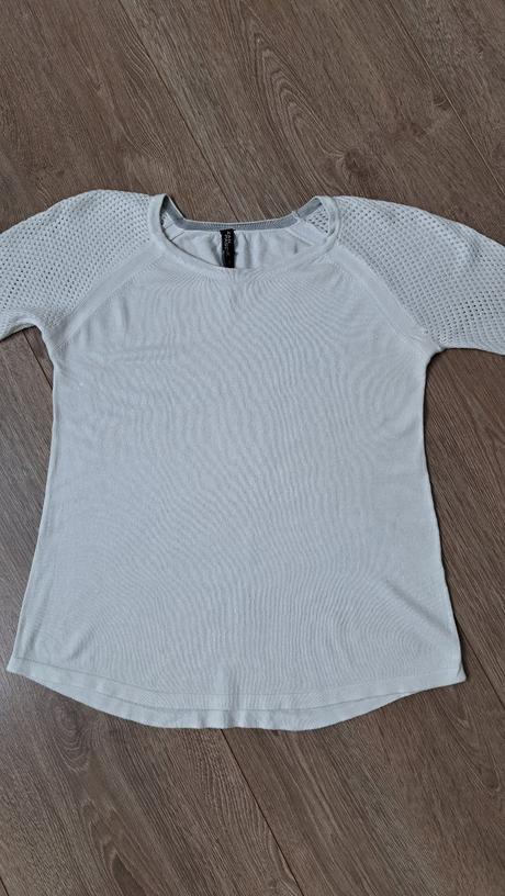 Tenký biely svetrík, takko,s