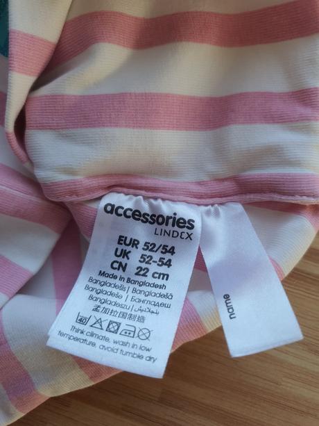 Stylova prechodna ciapka  52-54 cm, lindex,104