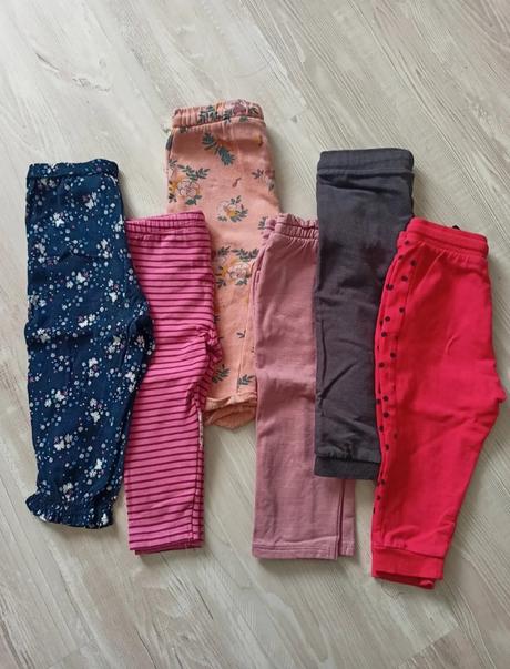 Tepláky + legíny, 86