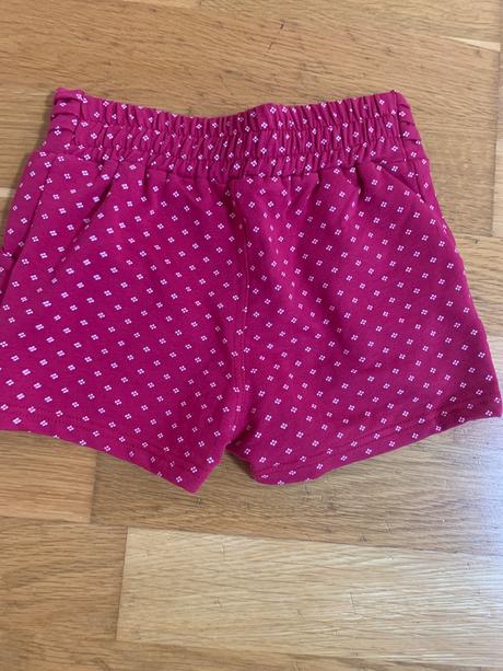 Turbanove sortky even, 122