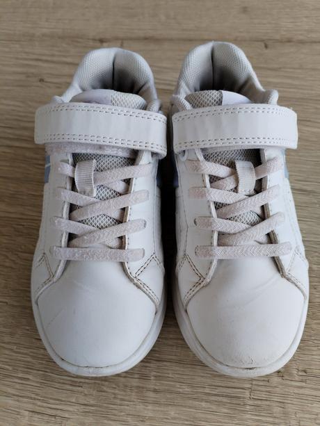 Tenisky, champion,29