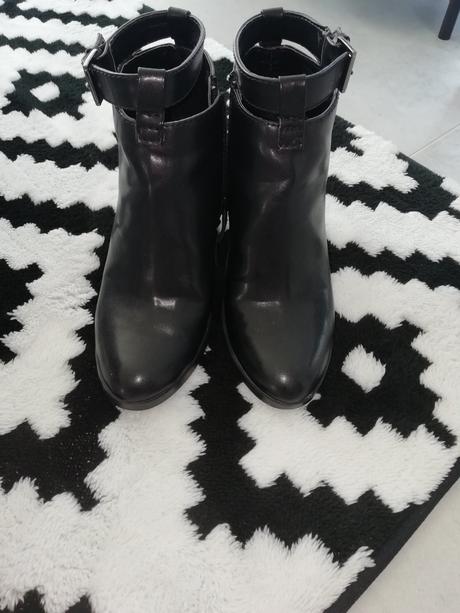 Kvalitné topánky, stradivarius,39