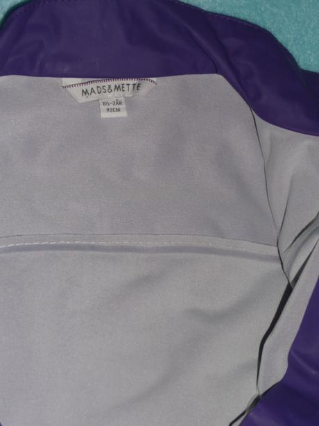 Bunda do dažďa, 92