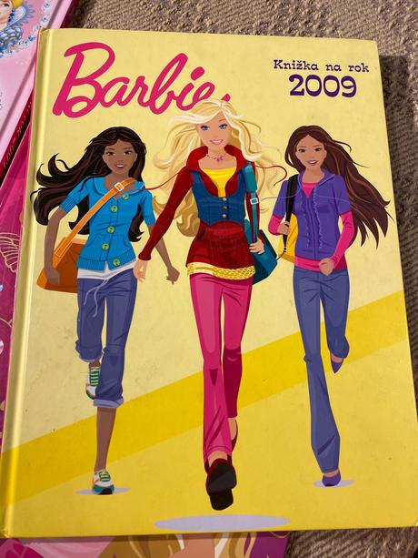 Knižka na rok 2009,2010 barbie, 2009 disney prince,