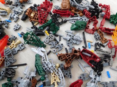 Zmiešané viacej starších modelov robotov, 