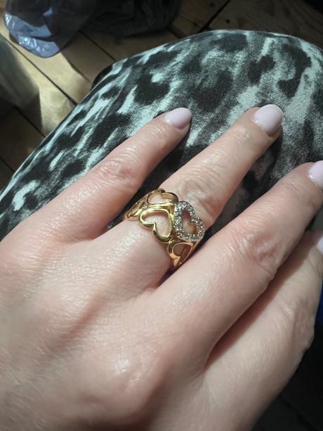 Zlatý prsteň srdiečka, 