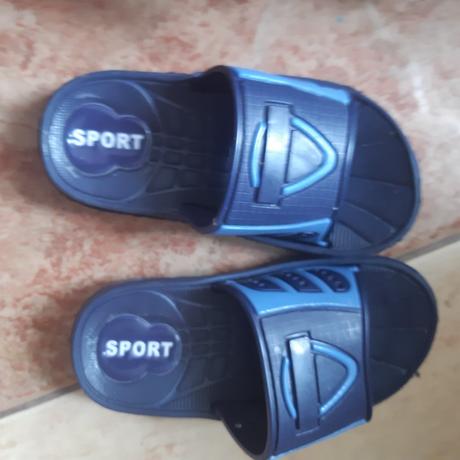 Chlapcenske šľapky, 24