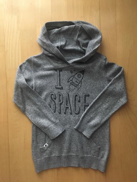 2 ks sportove pulovriky, 122