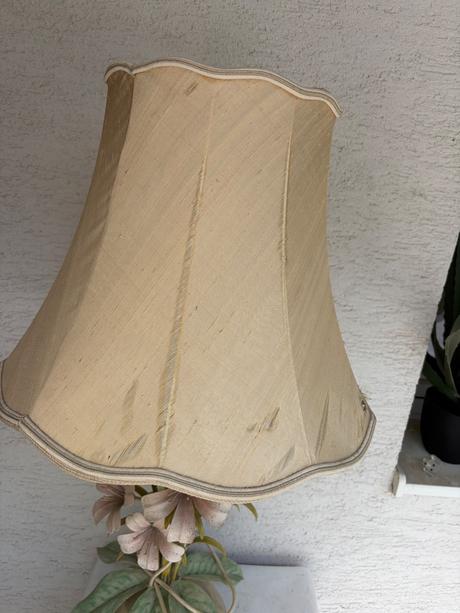 Unikatna 85 cm velka stojaca vintage kovova lampa,
