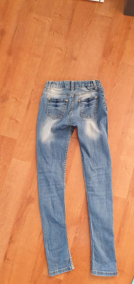 Nohavice vel. 152, zara,152