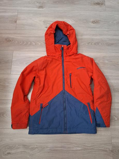 Zimna bunda, quiksilver,140